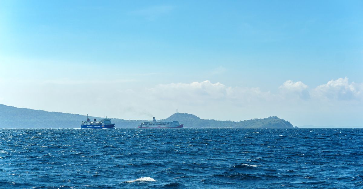 Inter-island ferry crossing turquoise water, Andaman budget and group package with Neil Island